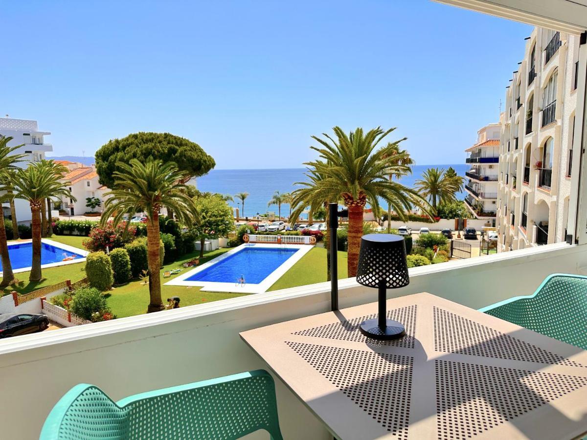 Carabeo 26 Boutique Studio Casasol Нерха Екстериор снимка