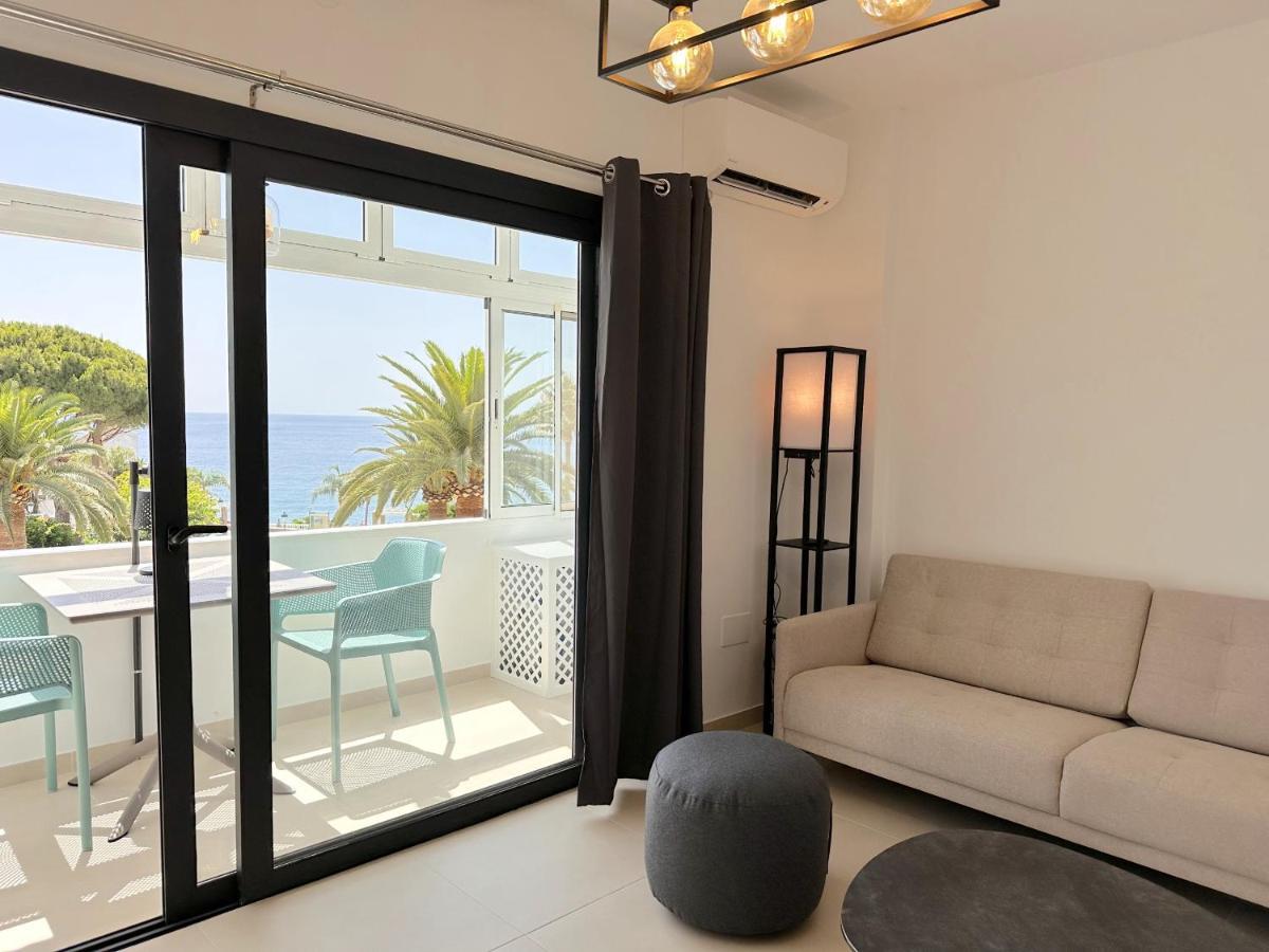 Carabeo 26 Boutique Studio Casasol Нерха Екстериор снимка