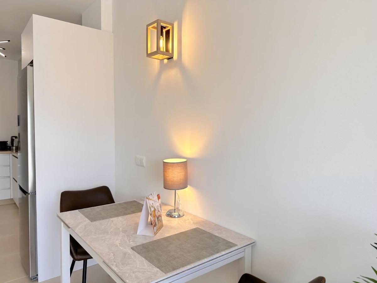 Carabeo 26 Boutique Studio Casasol Нерха Екстериор снимка