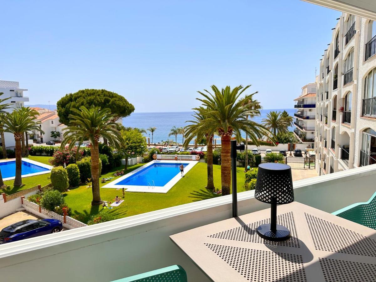 Carabeo 26 Boutique Studio Casasol Нерха Екстериор снимка