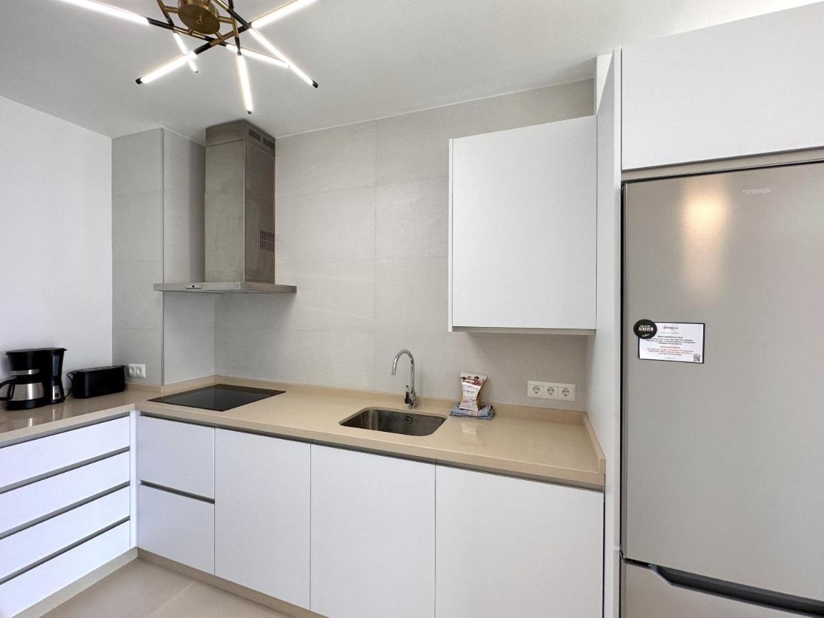 Carabeo 26 Boutique Studio Casasol Нерха Екстериор снимка